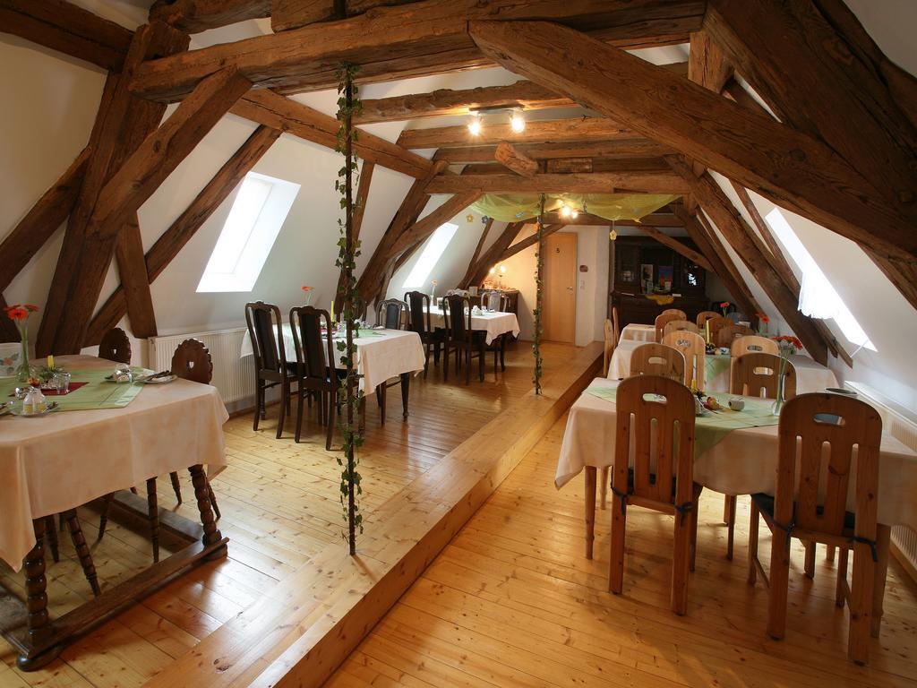 Worners Schloss Weingut & Wellness-Hotel Prichsenstadt Exterior photo