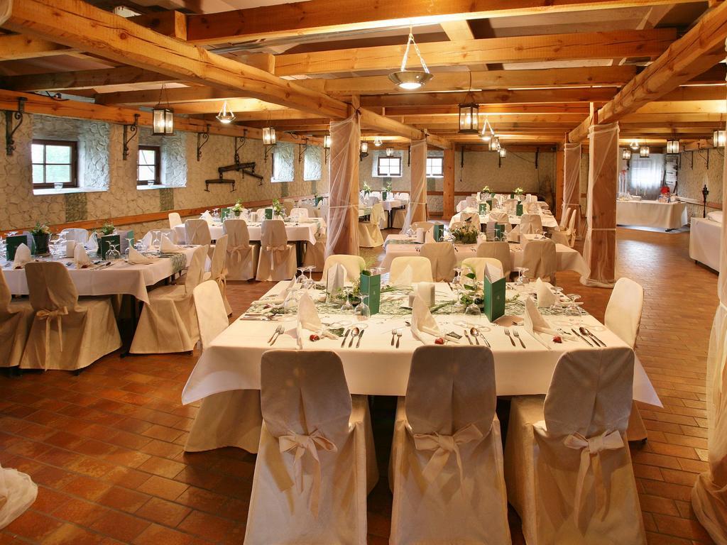 Worners Schloss Weingut & Wellness-Hotel Prichsenstadt Exterior photo